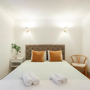 https://double-bedroom-with-private-bathroom.hotels-lisbon-portugal.com